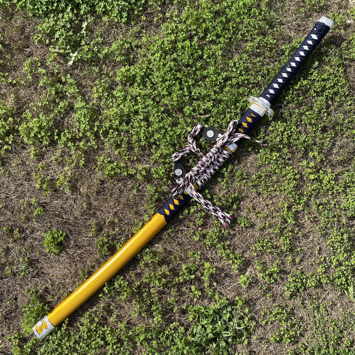 Portable Traditional Japanese Katana With Sageo