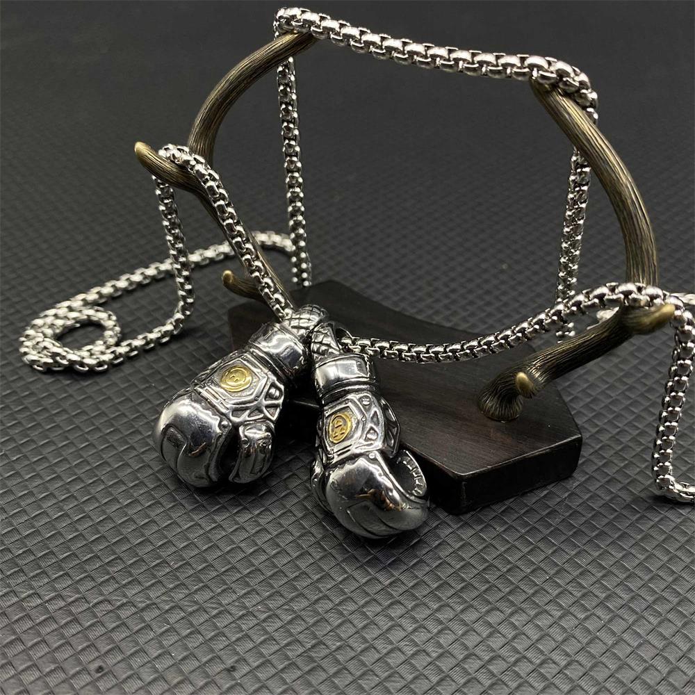 Pathfinder Heirloom Metal Necklace