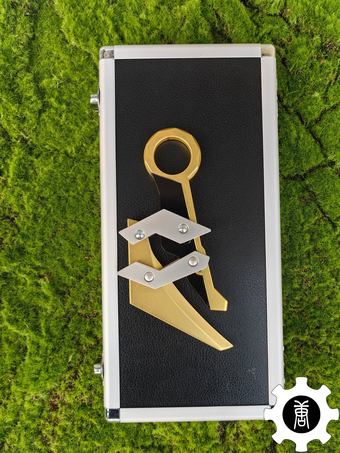 Prime 2.0 Karambit Metal Replica Gift Box USA Only