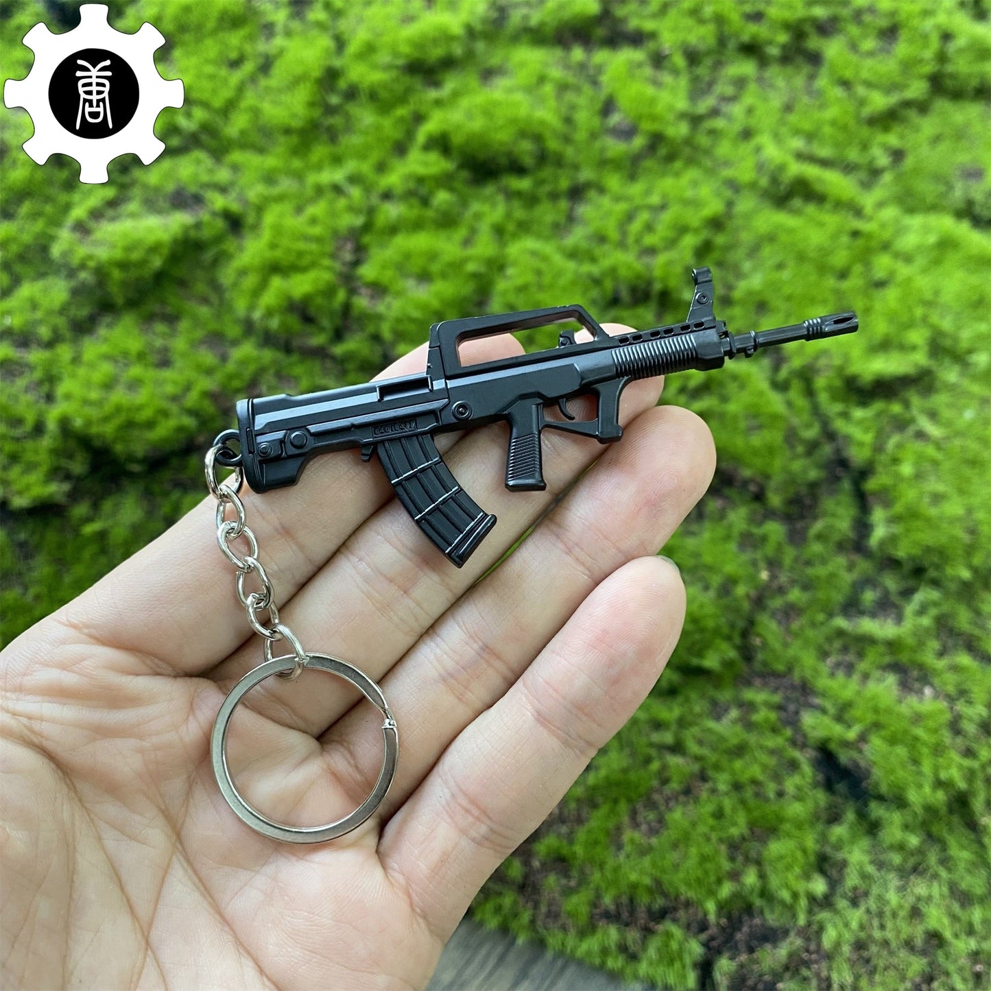 21 in 1 World Famous Assault Rifle Gun Keychain Metal Pendant For Military Hobby