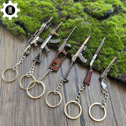 RE8 Metal Mini Gun Keychain 6 In 1 Pack