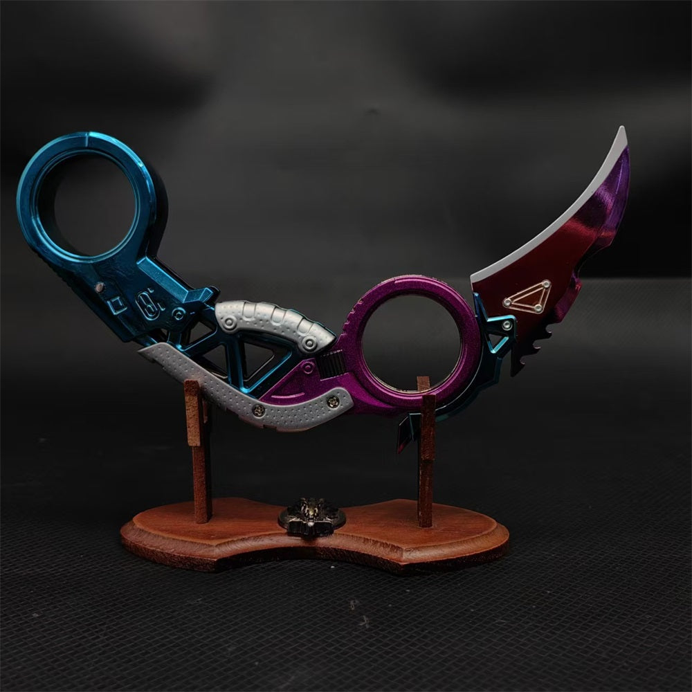 Foldable Raptor's Claw Metal Blunt Replica- Old Version