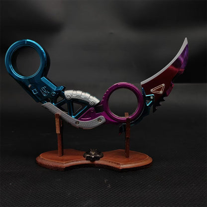 Foldable Raptor's Claw Metal Blunt Replica- Old Version
