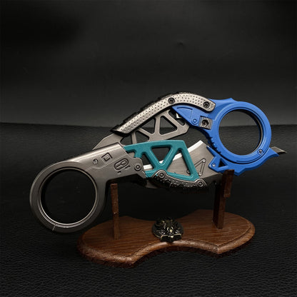 Foldable Raptor's Claw Metal Blunt Replica- Old Version