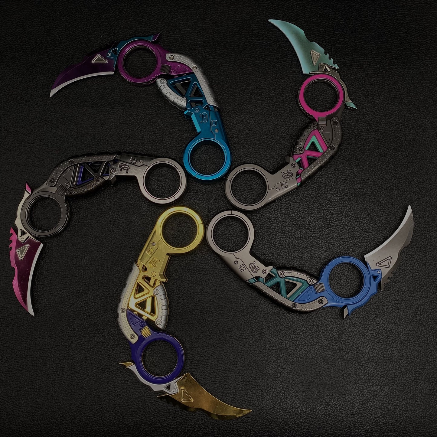Foldable Raptor's Claw Metal Blunt Replica- Old Version
