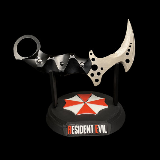 Re8 Chris Karambit Blunt Blade Metal Replica