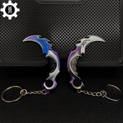Reaver, EP 5 Karambit Tiny Keychain Metal Pendant