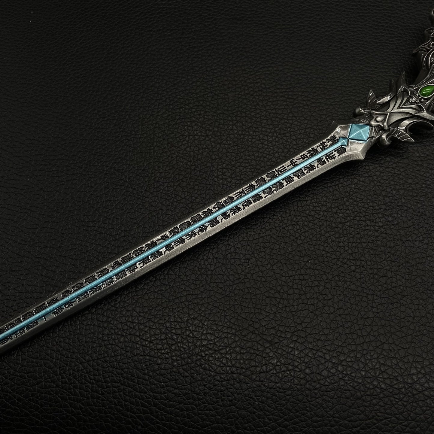 28CM Reincarnation Sword Metal Prop