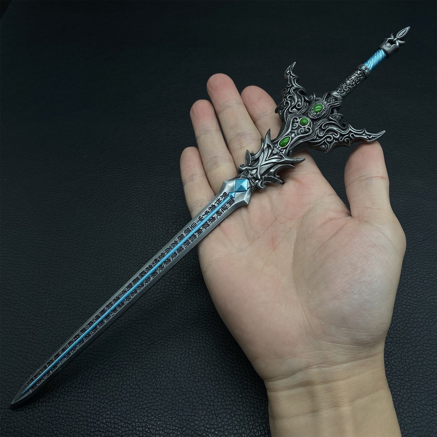 28CM Reincarnation Sword Metal Prop