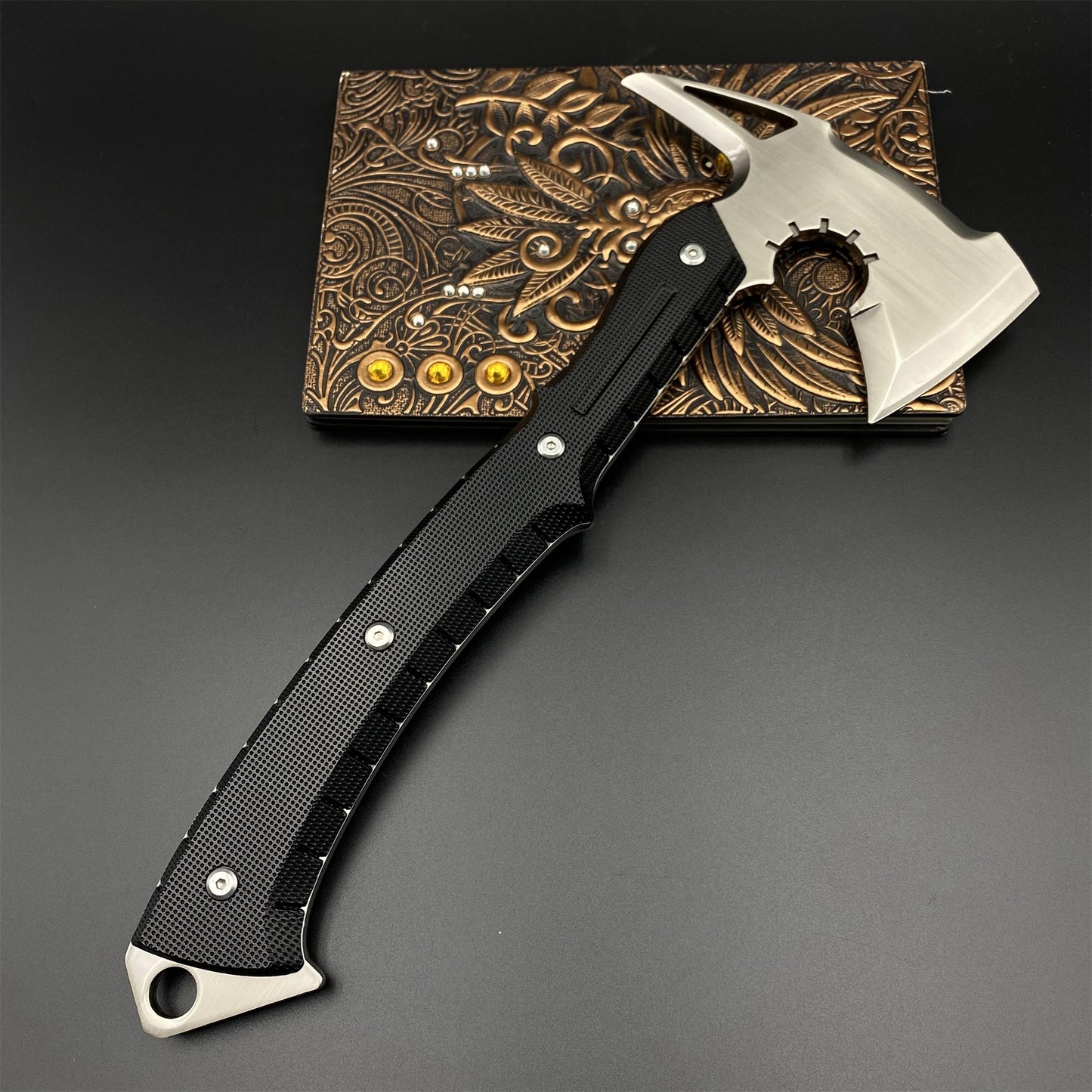 Life-Size Metal Re9 Leon Tactical Axe 35CM/13.8" - Dull Blade Prop For Collection