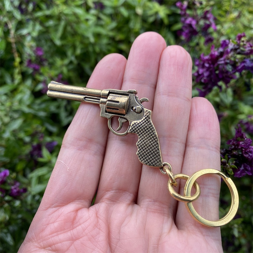 Pure Brass Pendant Arthur Morgan Revolver Keychain 6.2CM/2.4"