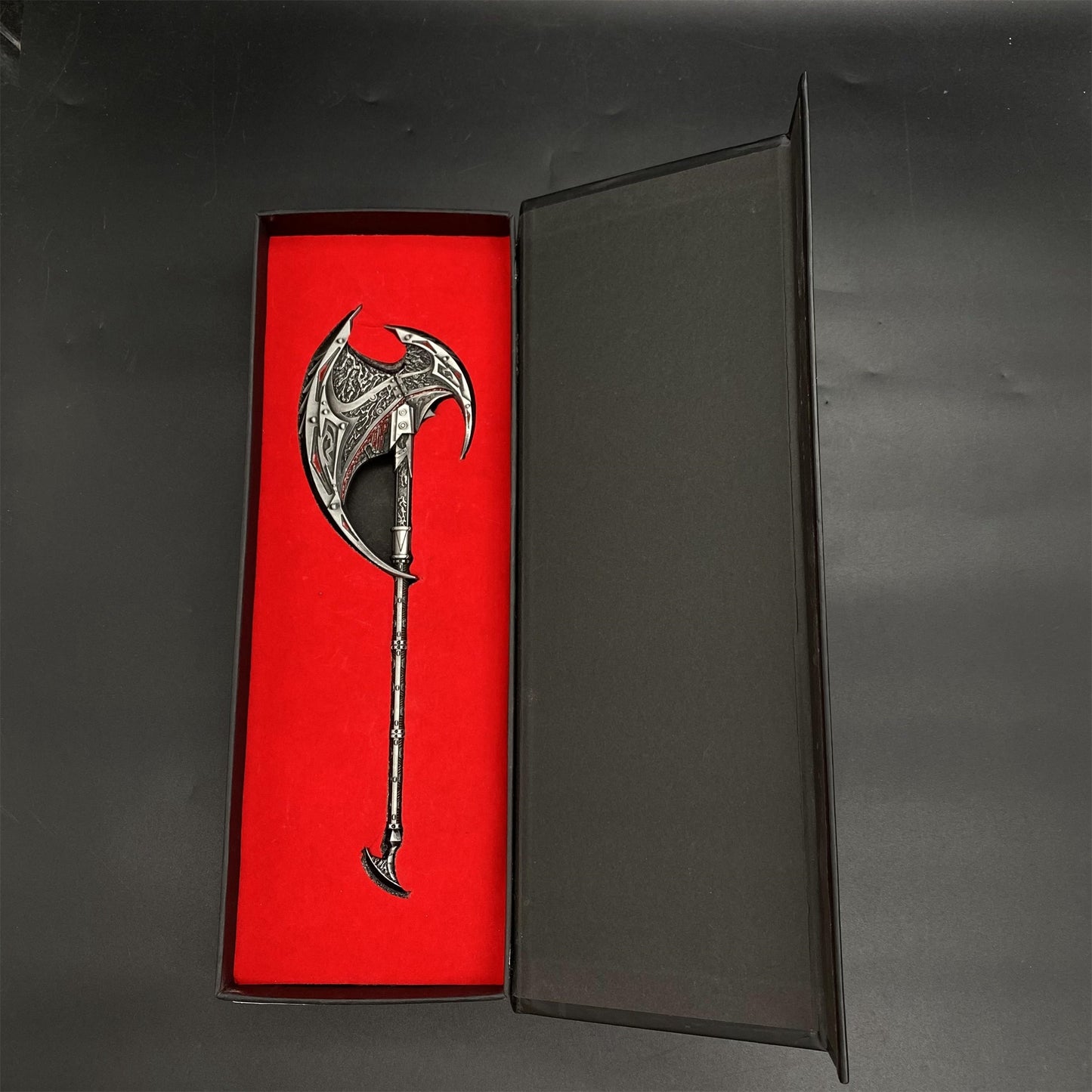 1/6 Scale Skyrim Daedric Weapon Metal Crafts For Collection