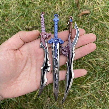 Metal Kasaka's Venom Fang Mini Keychain 3-in-1 Pack