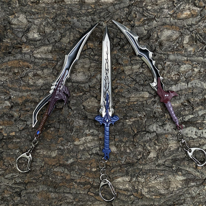 Metal Kasaka's Venom Fang Mini Keychain 3-in-1 Pack