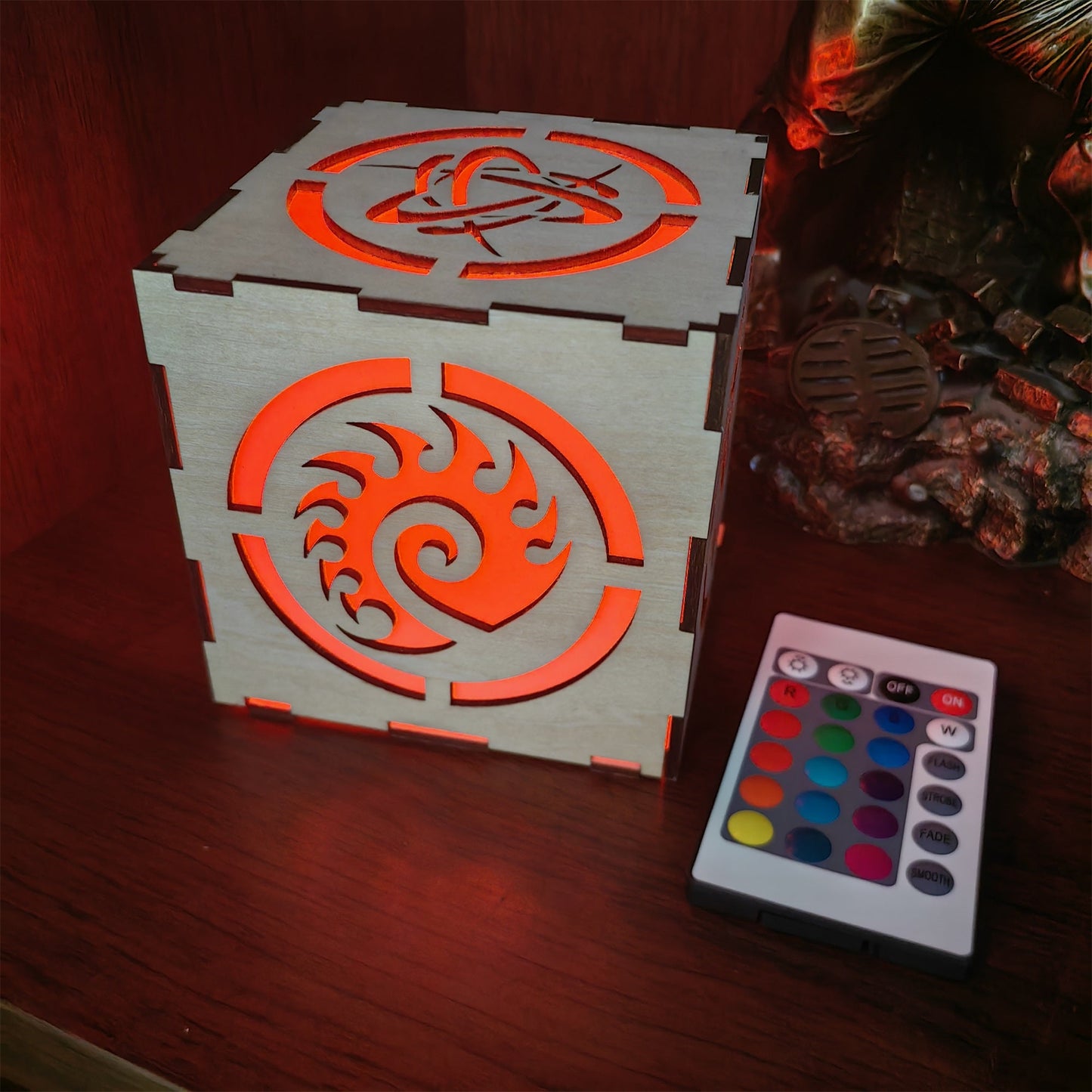 Hybrid Protoss Inspired Wood Cube Light Desk Decor