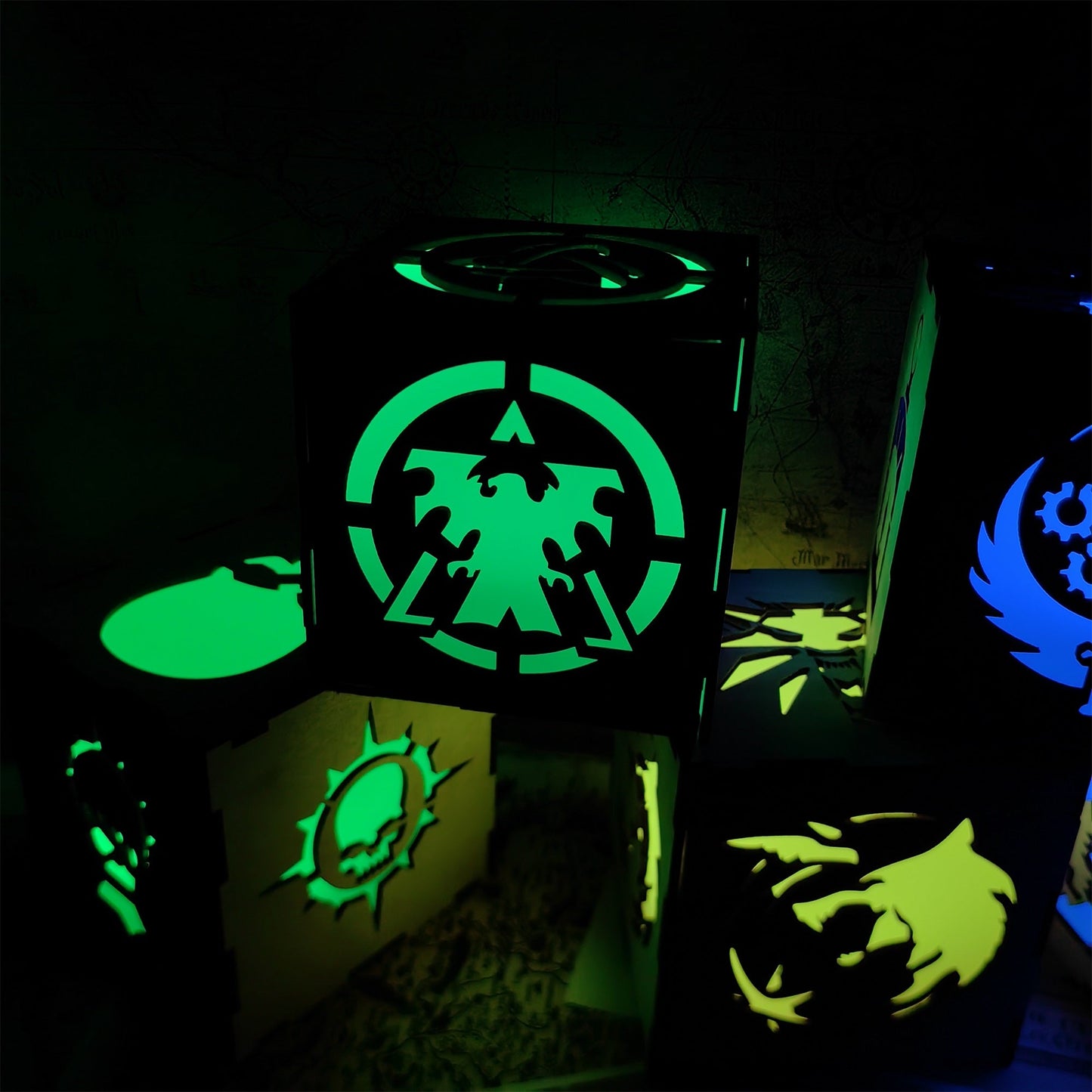 Hybrid Protoss Inspired Wood Cube Light Desk Decor