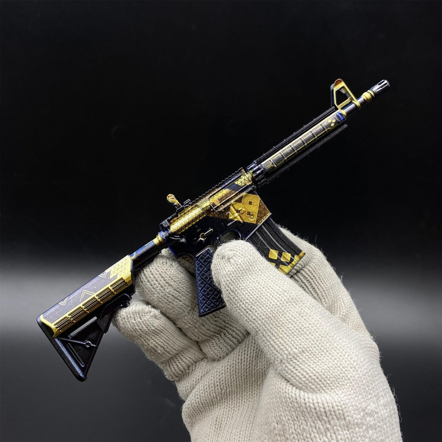 Hot Skin CS M4A4 Gun Miniature Collection