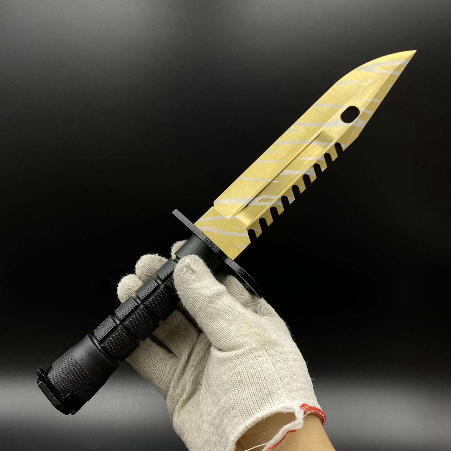 Life-Size CS Tiger Tooth Skin M9 Bayonet 420 Steel Dull Blade Replica For Collection