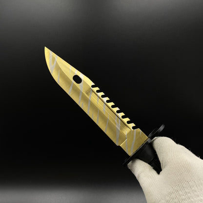 Life-Size CS Tiger Tooth Skin M9 Bayonet 420 Steel Dull Blade Replica For Collection