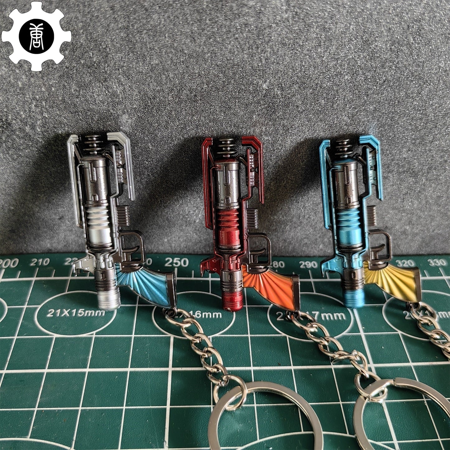 Wingman Revolver Keychain Mini Metal Replica 