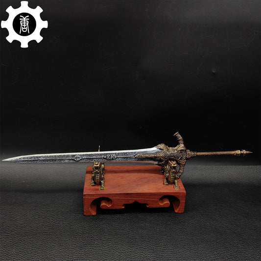 3D Printed 1: 6 Scale Wolf Knight’s Greatsword