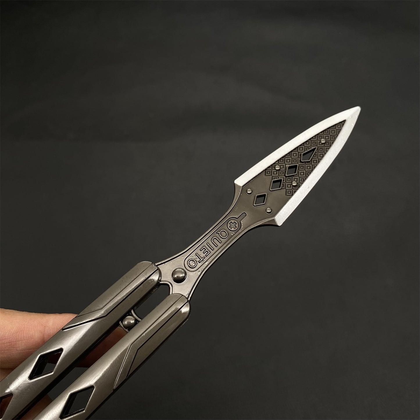 Wraith Heirloom Kunai Metal Blunt Blade Balisong display model