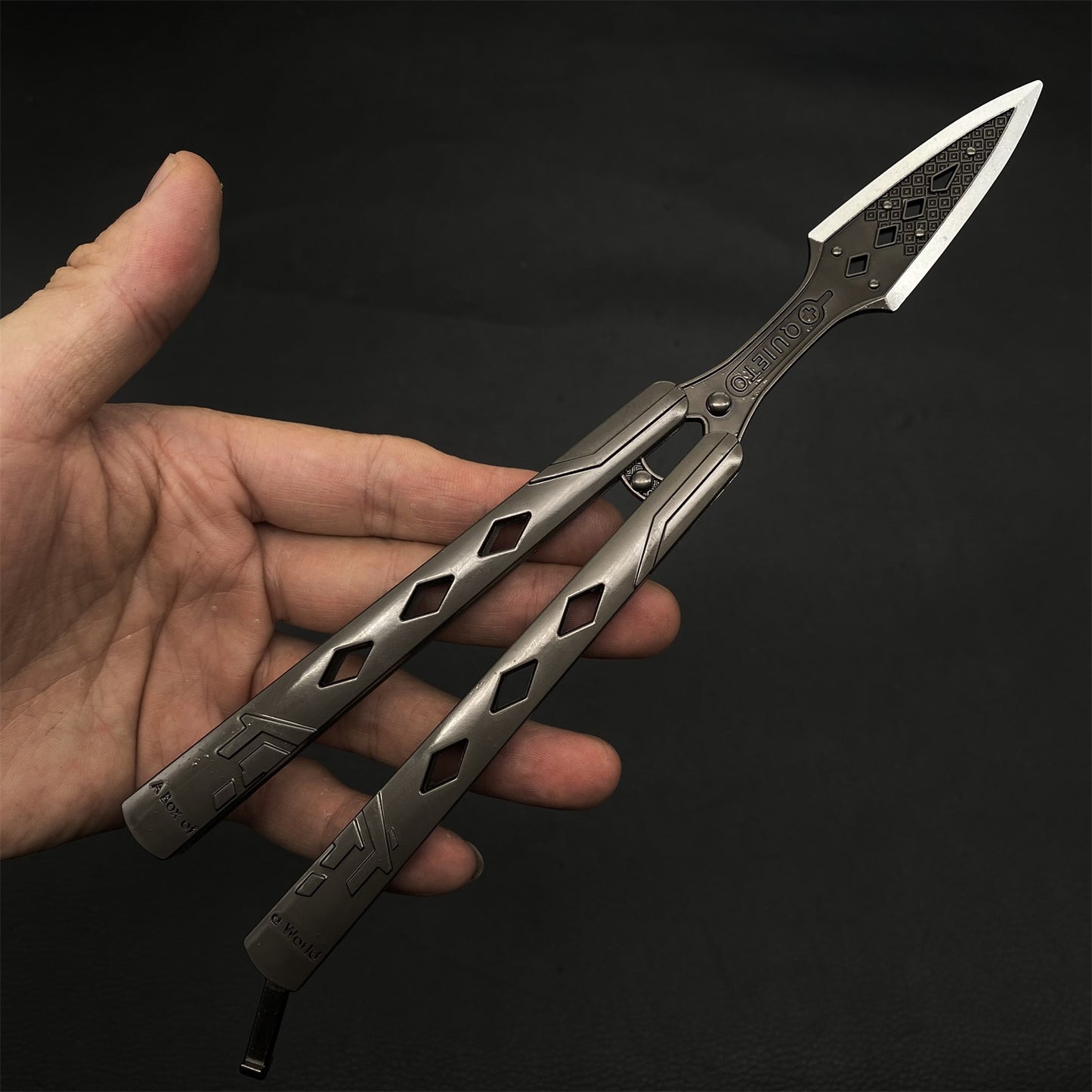 Wraith Heirloom Kunai Metal Blunt Blade Balisong display model