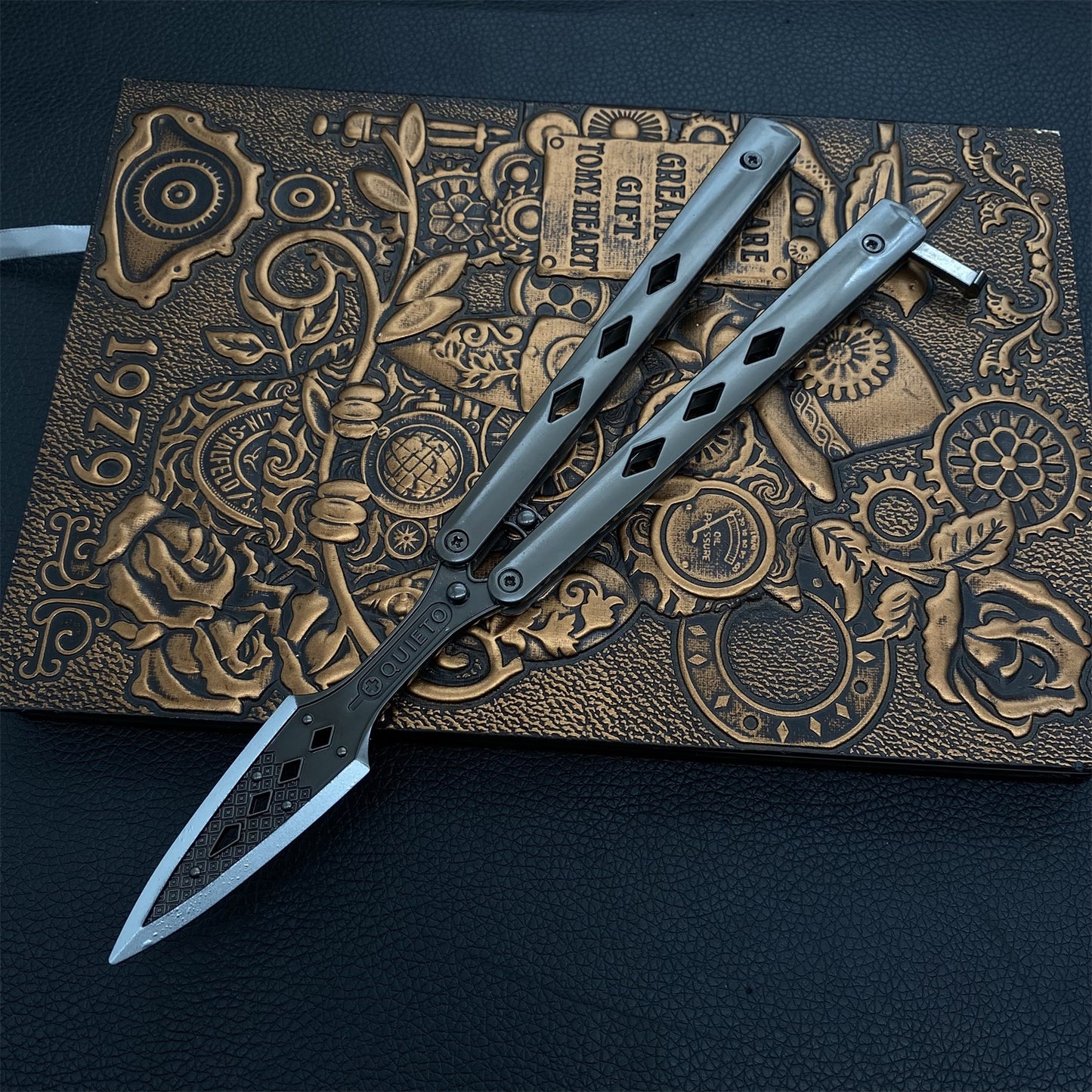 Wraith Heirloom Kunai Metal Blunt Blade Balisong display model
