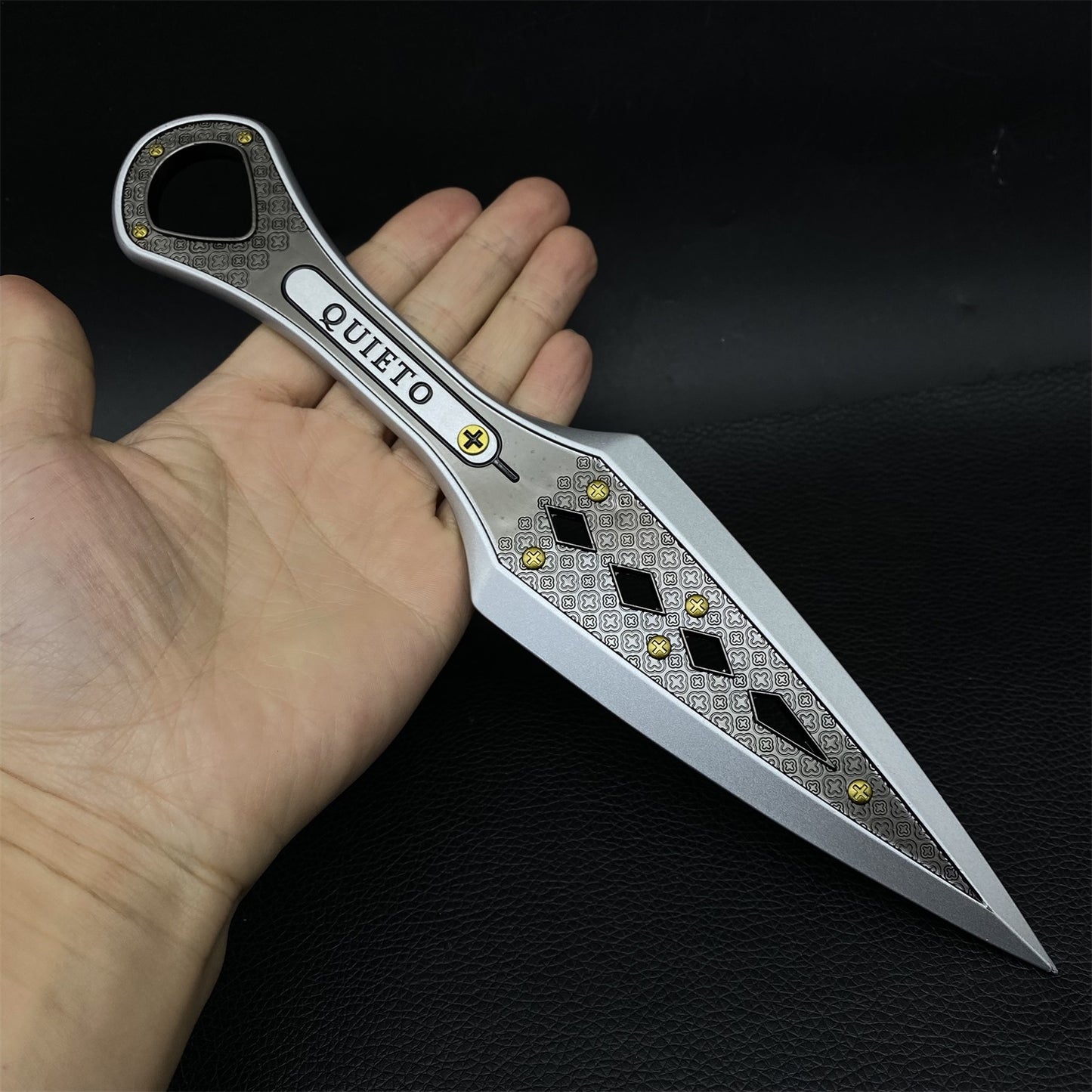 The Most Accurate Wraith Kunai 1:1 Scale Metal Wraith Heirloom