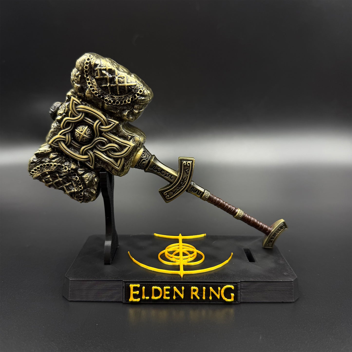 Soul Game Giant-Crusher  - Collectible Statue for Game Fans
