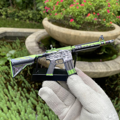 CS M4A4 Full Throttle Mini Metal Replica For Collection