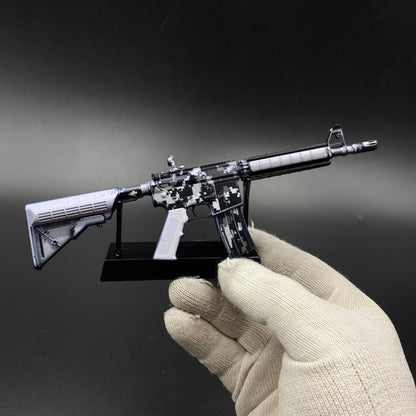 Metal Tiny CS M4A4 Urban DDPAT Gun Miniature For Collection