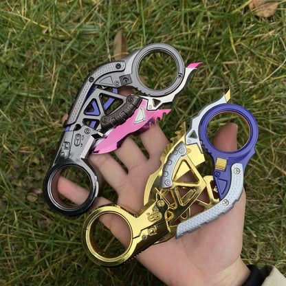 Foldable Raptor's Claw Metal Blunt Replica- Old Version