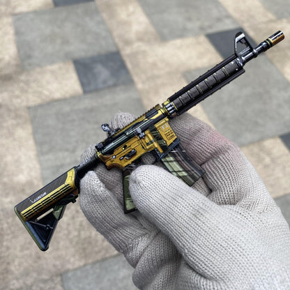 Metal Tiny CS M4A4 Buzz Kill Gun Miniature For Collection