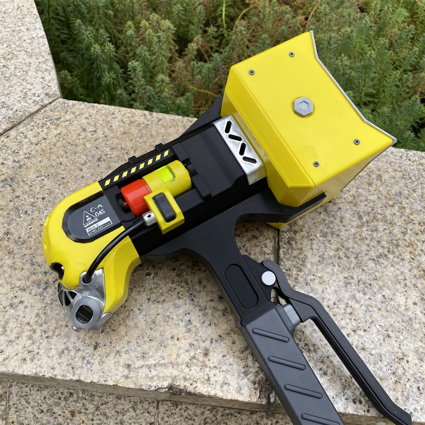 3D Printed Caustic Heirloom Death Hammer Replica Cosplay Prop