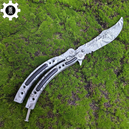 Game Butterfly Knife Maple Leaf Balisong