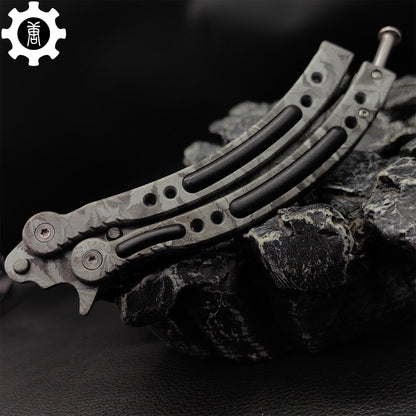 Game Butterfly Knife Maple Leaf Balisong