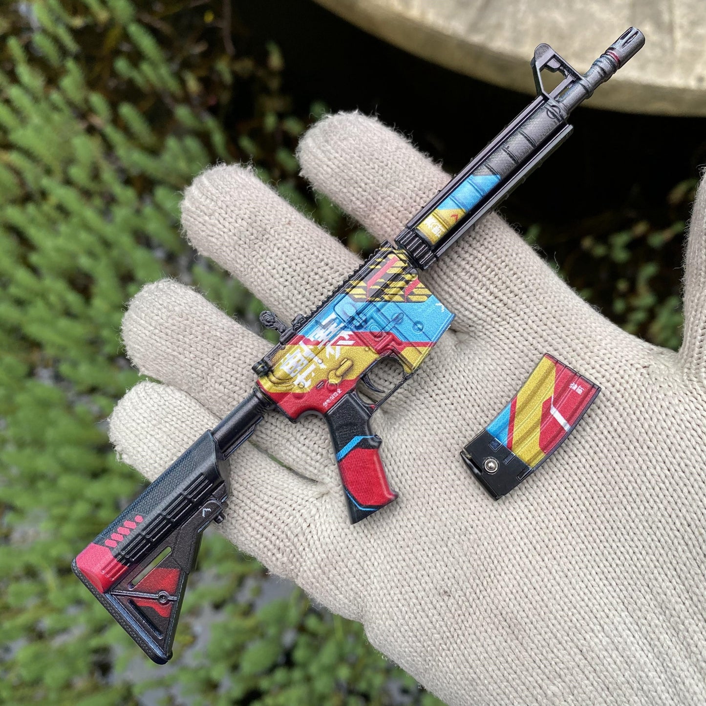 Metal Tiny CS M4A4 Cyber Security Gun Miniature For Collection