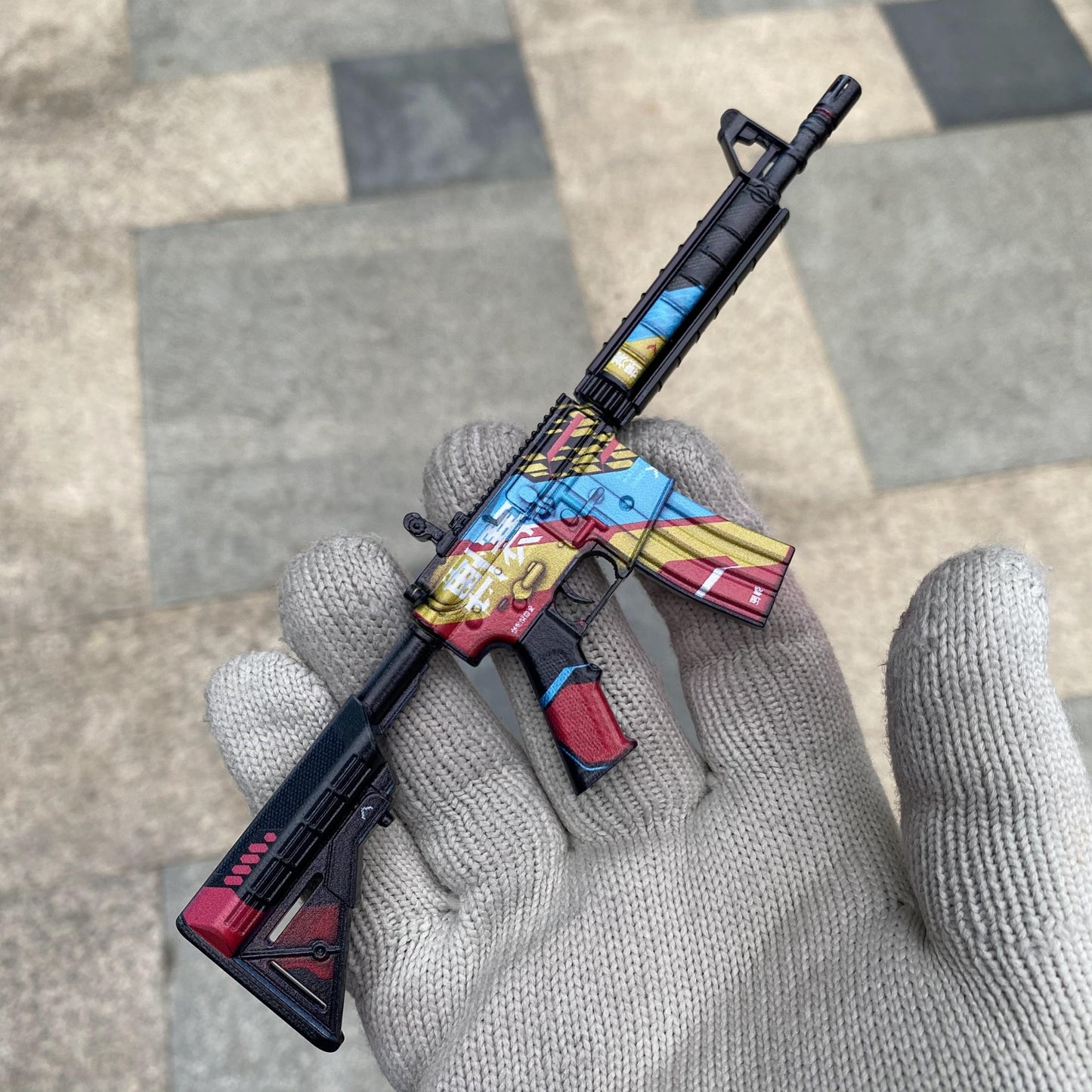 Metal Tiny CS M4A4 Cyber Security Gun Miniature For Collection