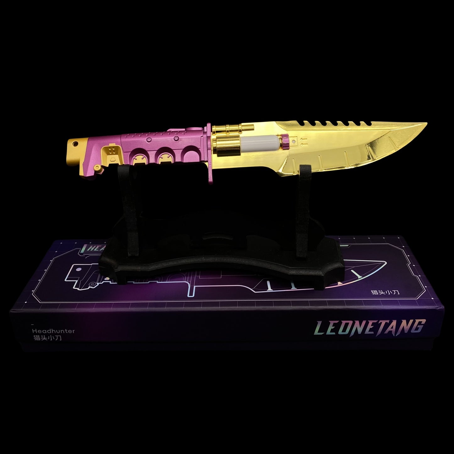Headhunter Life Size Metal Replica