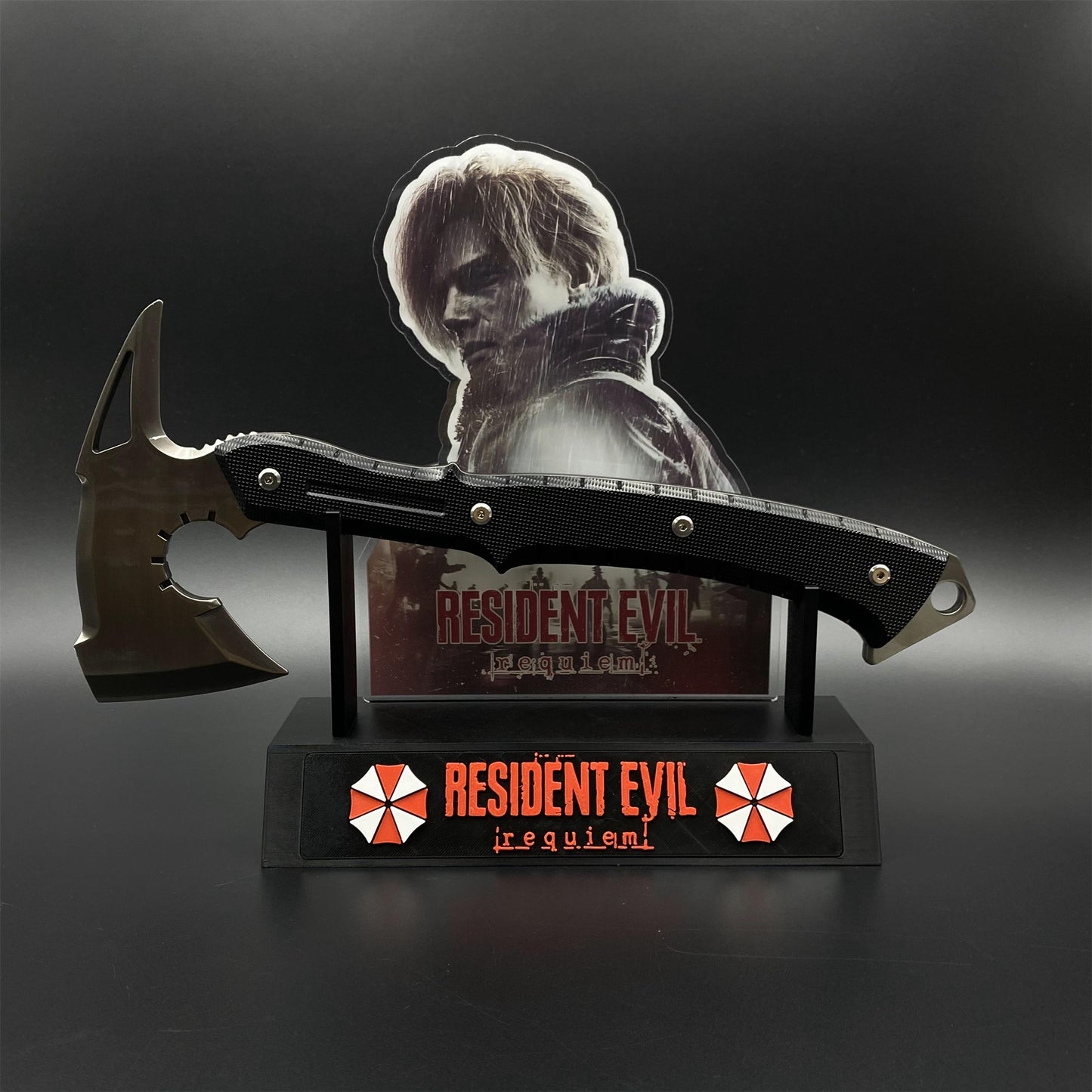 Life-Size Metal Re9 Leon Tactical Axe 35CM/13.8" - Dull Blade Prop For Collection