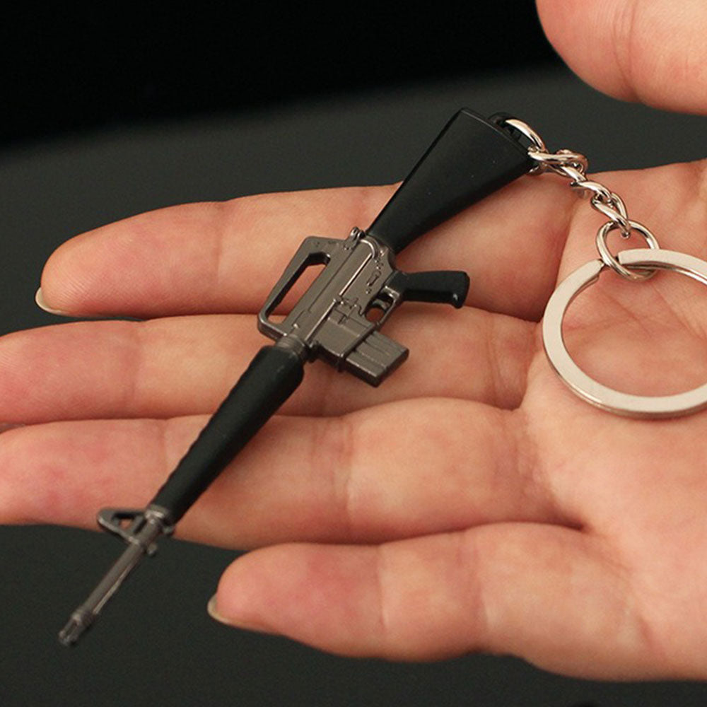 21 in 1 World Famous Assault Rifle Gun Keychain Metal Pendant For Military Hobby