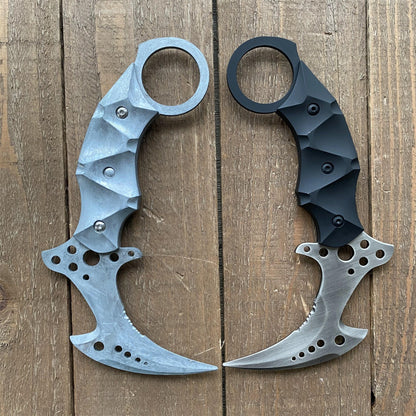Re8 Chris Karambit Blunt Blade Metal Replica USA Only