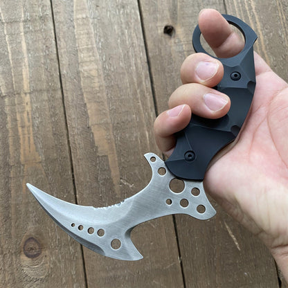 Re8 Chris Karambit Blunt Blade Metal Replica USA Only