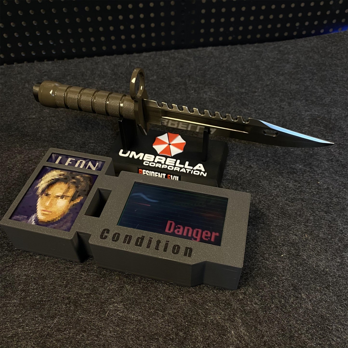 3D Printed RE Series Classical Game Character Health Condition Bar Status Screen