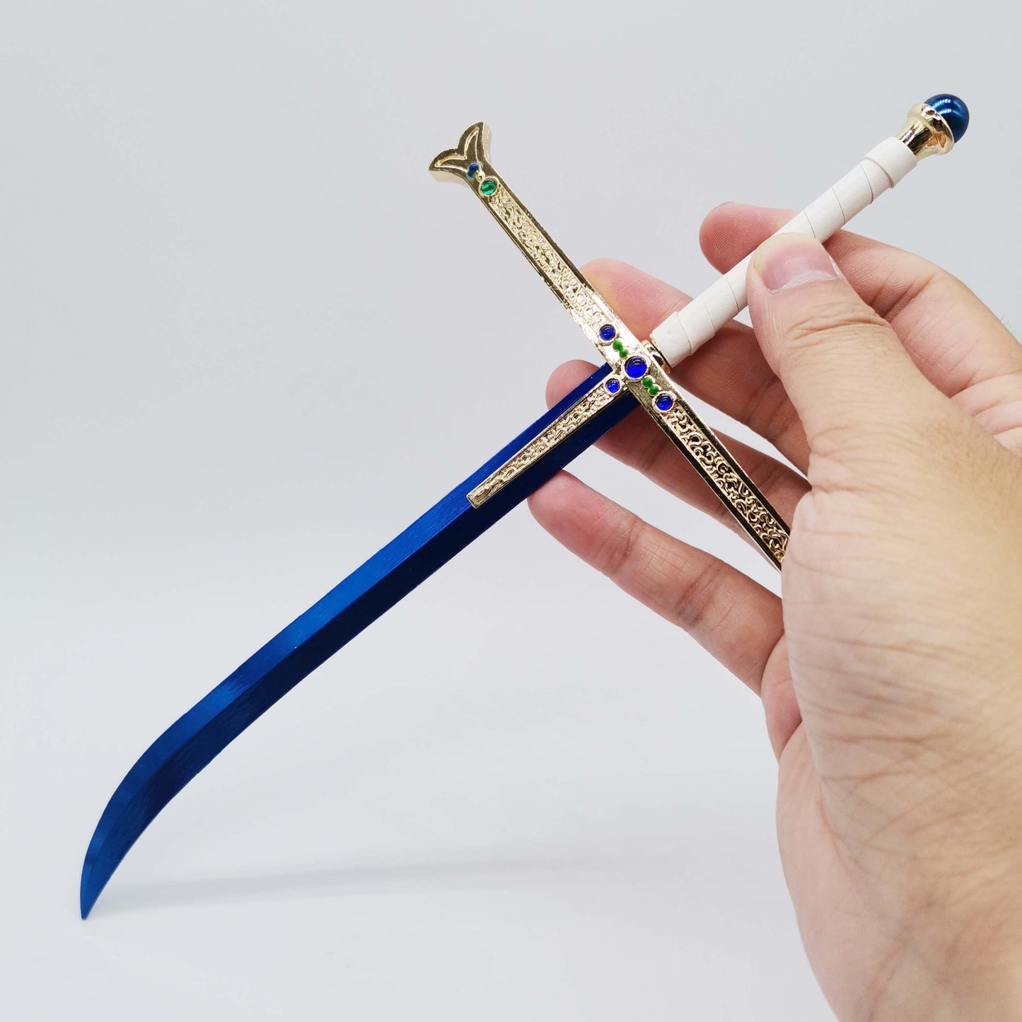 Pirate Dracule Mihawk Greatest Swordman Weapon Yuri Cross Sword Replica