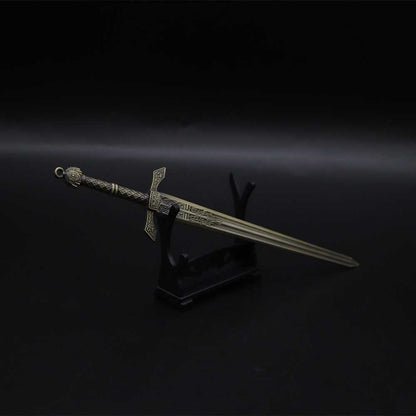 Giant Sword Of Exiled Knight