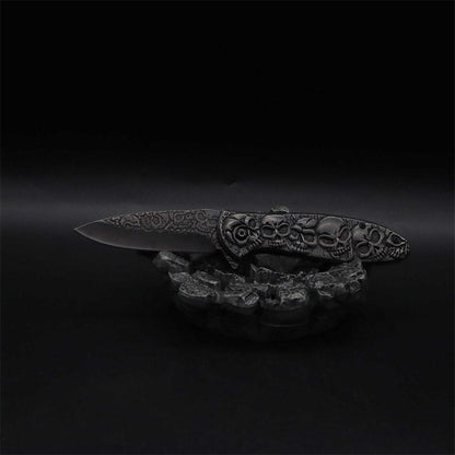6 Skull Heads Folding Knife