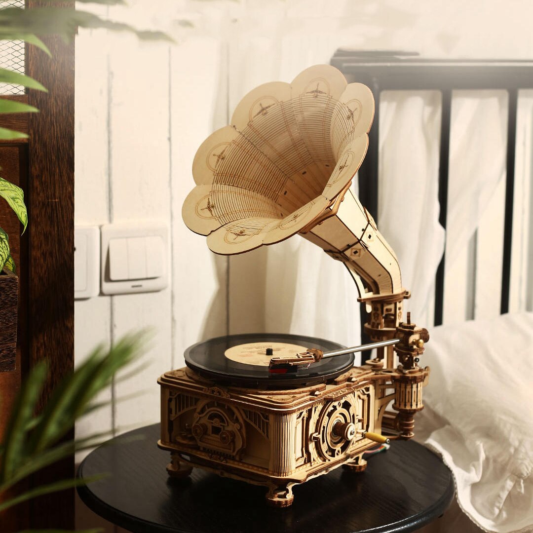 DIY Crank Gramophone Classic Wooden Model Kits Assembly Toy