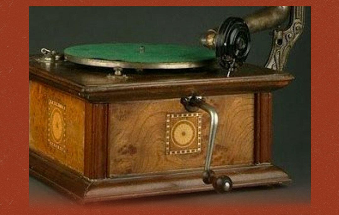 DIY Crank Gramophone Classic Wooden Model Kits Assembly Toy